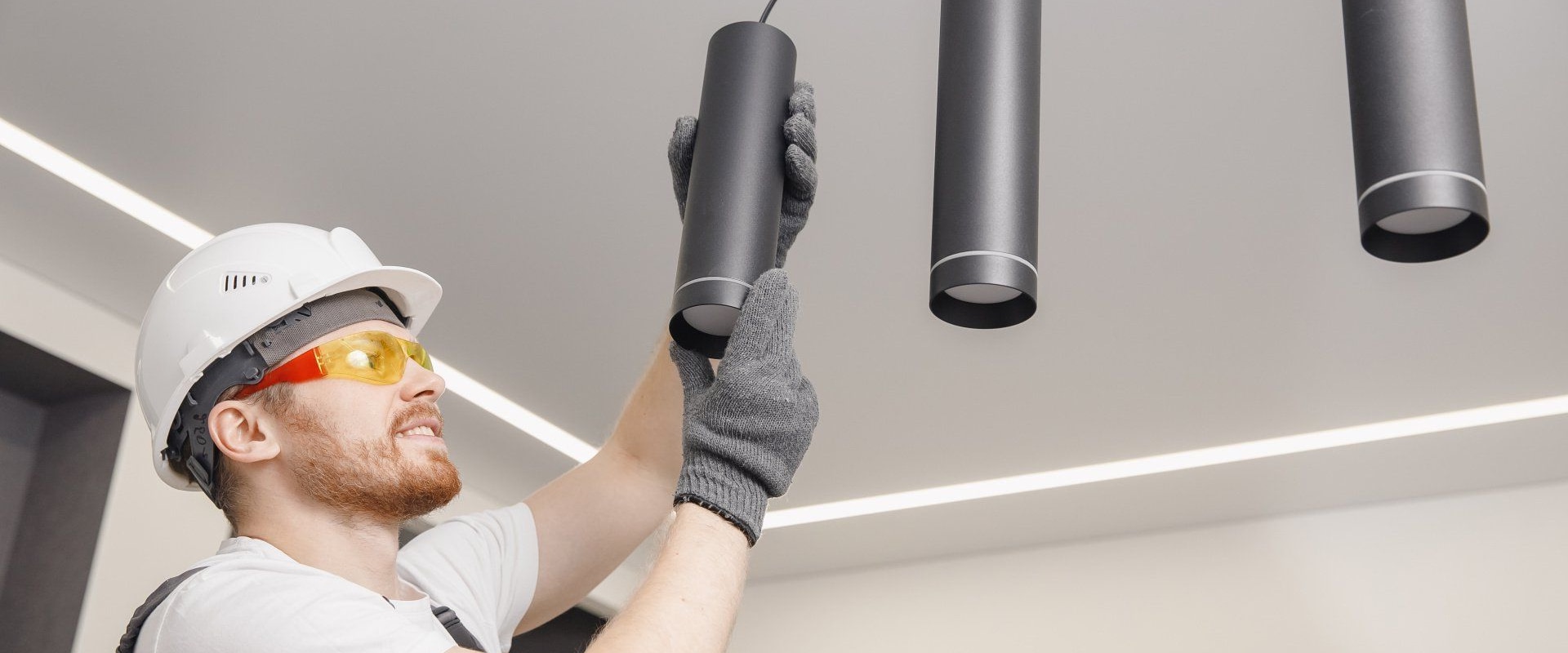 How Professional Plumbing & Electrical Companies Help Optimize Home Lighting